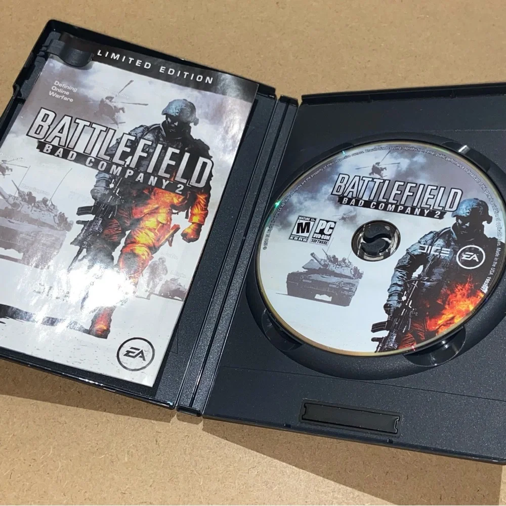EA SPORTS Battlefield 2 & 3 Limited Edition PC Games Lot Of 2ea